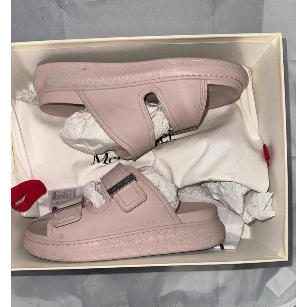 ALEXANDER MCQUEEN Rubber Tea Rose Slides Sandals size EU 38